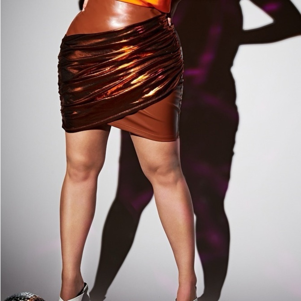 Shein crisscross leather bodycon skirt size 2x